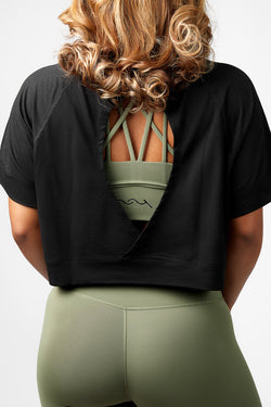 Peekaboo Crop Tee (Black)